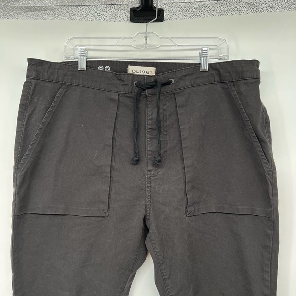 DL1961 Jay Track Chino Pants Men's Size 38x29 Black Drawstring Waist Tapered Leg - Picture 4 of 12